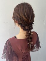 革紐をつかった  パーティーヘアセット  エジリ