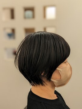 ルビー RUBY 大人かわいいひし形ボブ