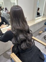 ソヨン 名古屋店(SOYON)&nbsp;黒髪/グレーベージュ/レイヤーロング/前髪パーマ/髪質改善