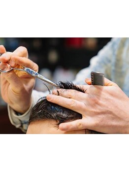 【山陽電鉄広畑駅徒歩7分】ベテランスタイリストがどんなシーンでもON/OFFキマるメンズスタイルをご提案◎