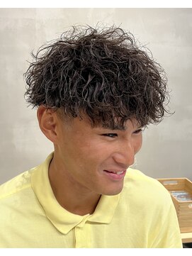 サップ 吹田店(Sup) Vマッシュ/波巻きパーマ/ツイストスパイラルパーマ/フェード