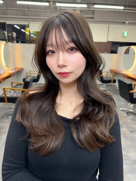 オズ 安積店(OZ) ミニウルフチェリーブラウンホワイトグレージュフェザーパーマ