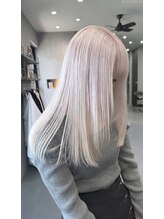 ティティ エッジ(Titi edge)