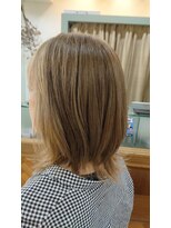 アパルトメント ジェシカ(l'appartement de Jessica)&nbsp;ブリーチなしカラー　白髪ぼかし