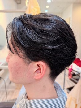 ココシア(Cocosia)の写真/学生～白髪染をする50代まで幅広くご来店！地毛を活かすナチュラルカット～トレンドのパーマstyleも人気！