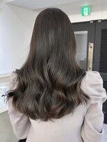 エル バイ アンキシム(elu by AHNKISM)&nbsp;ブリーチなし透明感オリーブグレージュ髪質改善