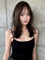 エイチ ウルフカット 大阪梅田(811) バタフライカット韓国風前髮くびれショートくるみちゃんヘア50代