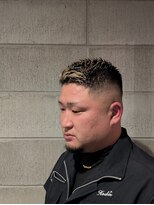 ワンワンオー バーバーショップ コンチネンタル(@110 BARBER SHOP continental)&nbsp;フェザーアップ・スキンハイフェードクロップ
