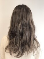 ビグディーサロン(BIGOUDI salon koshien)&nbsp;【ISAACBLANCO】グレージュアッシュウェーブ