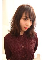 リラ バイ クオーレ(LIRA by CUORE)&nbsp;シースルーバングのミディアムスタイル