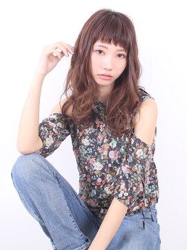 フェリシテ ヘアー(felicite hair) 女性らしい無造作くびれウェーブ　ふわミディ