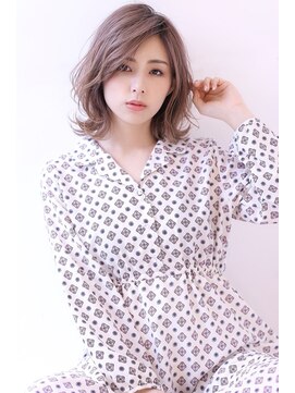 オーロ 宝塚店(ORO) 小顔ボブ抜け感かき上げピンクベージュボブルフネオウルフ濡れ髪