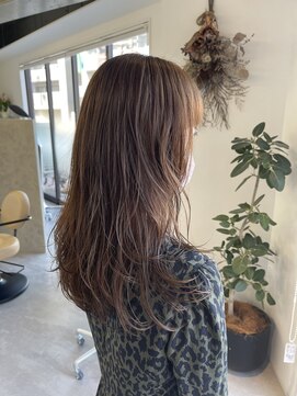リリヘアー(LiLi.hair) レイヤーパーマ