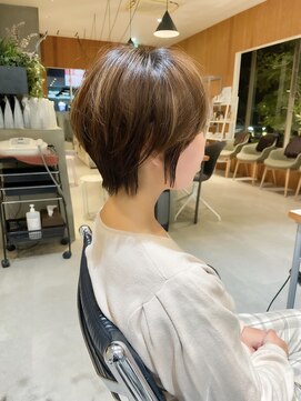 ヘアーエスクールエミュ(hair S. COEUR emu) 大人ショート/ショートボブ/くびれショート/松井山手/枚方/京都