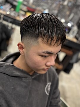 スリーセント 栄(3/cent) クロップスタイル