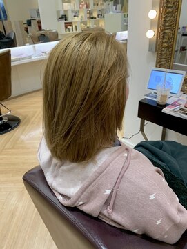 コワファースト させぼ五番街店(COIFF1RST) ムラ修正イエローブロンド