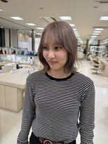 ケンジ 平塚ラスカ店(KENJE) ホワイトベージュ