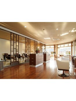 《お悩み解決》50代以上の女性のためのサロン*大人女性ならではのお悩みに対応したスタイル/ケアをご提案◎