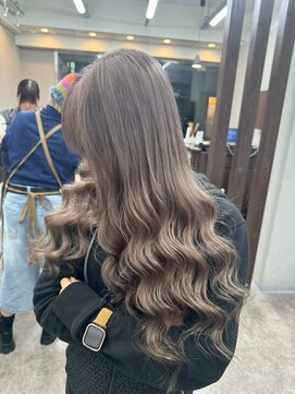 エミーバイモアムー(Emmie byMoremuu) 【Ryuki】モカグレージュ