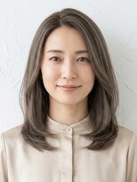 と和×美髪クリニック 巣鴨店 センターパートの上品艶グレージュ大人ボブ