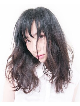 カムジーヘッド(COMEGHEAD) レイヤー×ニュアンスカール【熊本/南区/平成/平成駅】