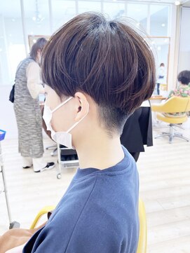 モリオ フロム ロンドン 成増店 【morio成増 セリザワ】刈り上げマッシュショート