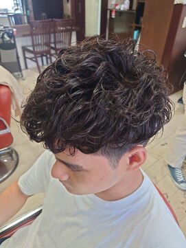 グルーマーズトウキョウ(GROOMER/S TOKYO) 【GROOMER/S 丸山】 スペインカール パーマ スタイル