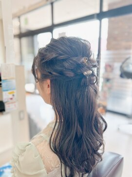 クール ヘアー ギャラリー 神明町店(COOL Hair gallery) ふわふわハーフアップ