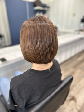 アトレ(attrait) 軽めボブ/艶ボブ/梳き過ぎないボブ