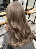 ベージュカラー