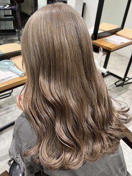 コレット 大宮(collet) ベージュカラー