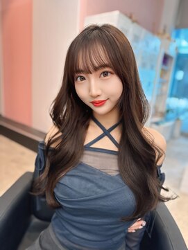 クム(kumu) 【kumu】 ロングレイヤー/顔周りカット/栄/名古屋