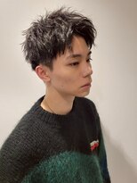 ハニー 町田(HONEY) スパイキーショートツーブロックブルーブラックスペインカール1