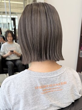 ノード(NODE) 栄艶髪アッシュハイトーン垢抜けボブ