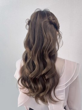 銀座新橋着付けヘアセットサロン［N］ ねじりハーフアップ/結婚式/ヘアセット/銀座/新橋/東京/有楽町