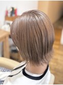 柔らかミルクティーベージュ