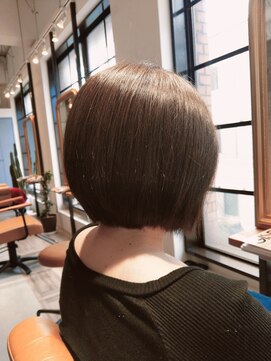 グラム ヘアー(glam hair) ♪簡単まとまるショートボブ♪