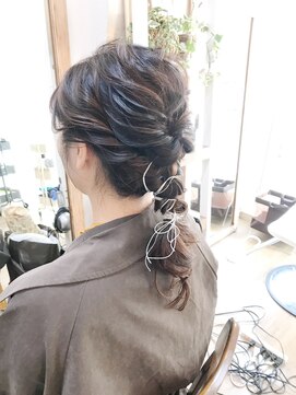 ロカット サロン(Roquat Salon) あみおろしヘアアレンジ【ヘアアレンジ 立川/立川南/八王子】