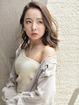 ナナナ パレナ 大津膳所店(nanana parena) スイングカールでオトナカワイイニュアンスへ【nanana parena】