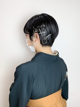 キャラ 池袋本店(CHARA) 卒業式ヘア・袴ヘア・ショートヘア・マッシュショート【池袋東口