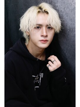 リップス 梅田ロフト(LIPPS) ブロンドセンターパート