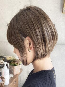 トト 船橋店(toto.) 黒髪/グレーベージュ/レイヤーロング/前髪パーマ[西船橋/津田沼]