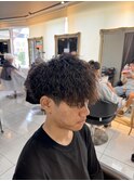 ツイストスパイラルパーマ 縦落ちパーマ メンズサロン 眉毛