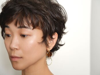 バイアス(biace)の写真/髪質/骨格/生えクセを見極め,高度なカット技術で360°どこから見ても美しいフォルムに仕上げます♪