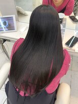 キャパ(CAPA)&nbsp;小顔ワンレンボブルフベージュ黒髪ハイライト2