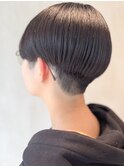 丸みマッシュショート 刈り上げ女子 黒髪ショート