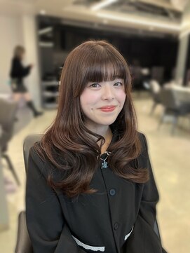 ジーナリア(Xena ria) 《Kaho》レイヤーカット　ベージュ　ブリーチ無しカラー