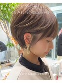 ショートヘアショートボブ白髪ぼかしハイライトカラーボブ