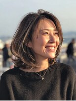 ディン カント たまプラーザ(Din kant)&nbsp;レイヤーカットと肌に馴染むベージュハイライト