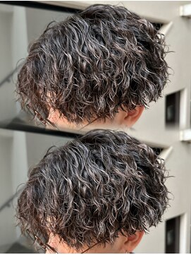 ステラ(STELLA) ツイストスパイラル/縦落ちパーマ/センターパートパーマ/メンズ